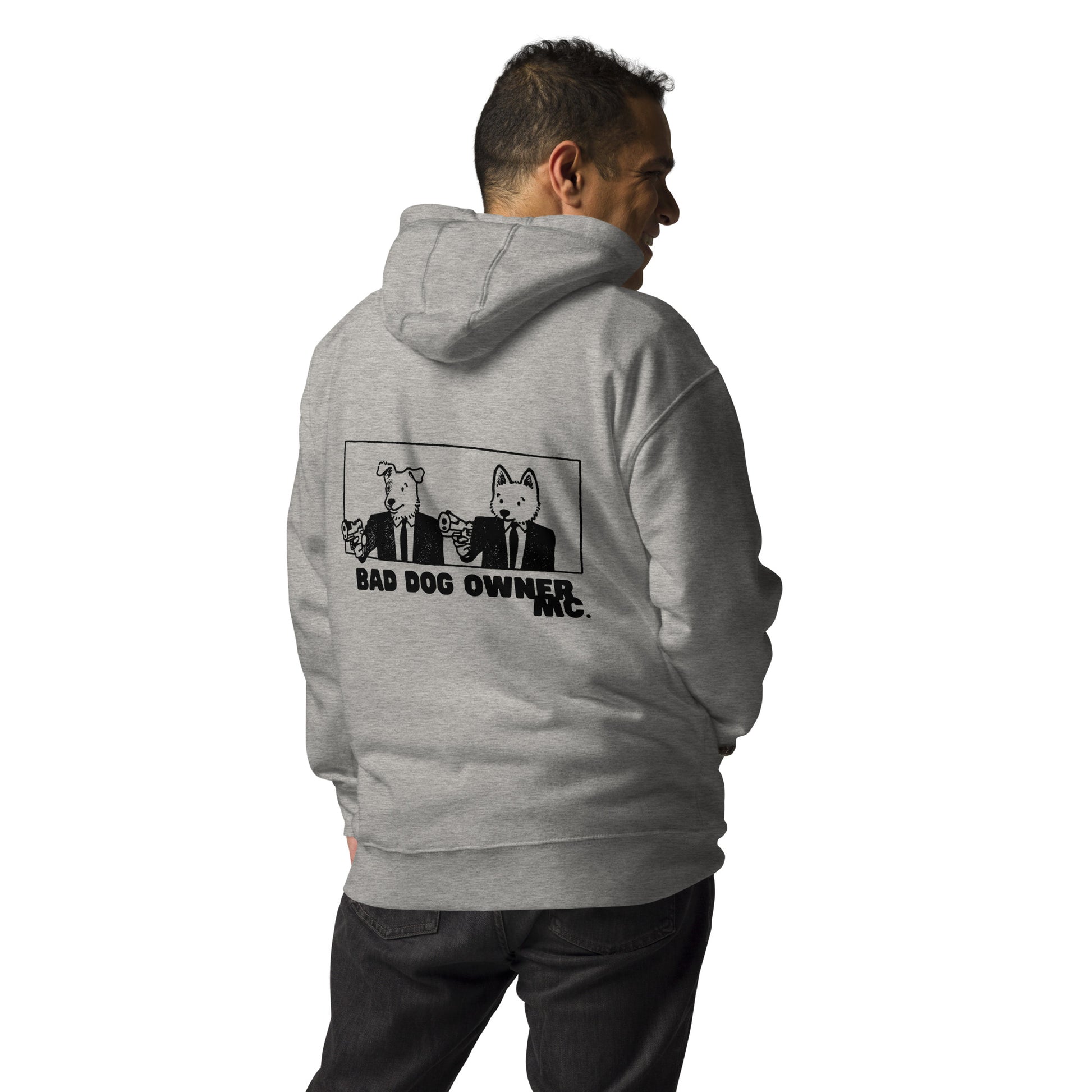 Pull Maison Canis blanc Bad Dog Owener, style minimaliste montréalais.